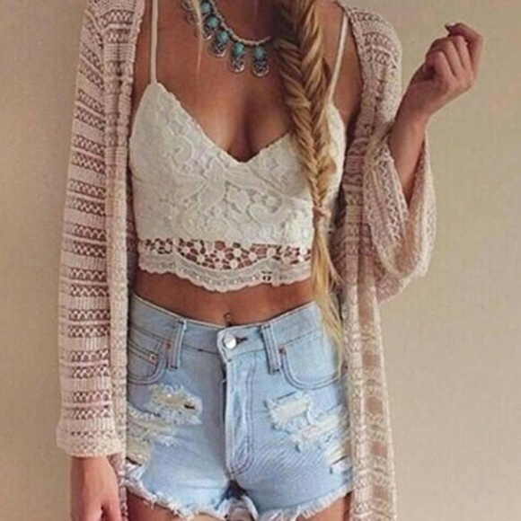 *HOST PICK* Ivory Crochet Lace Crop Top - Picture 2 of 8